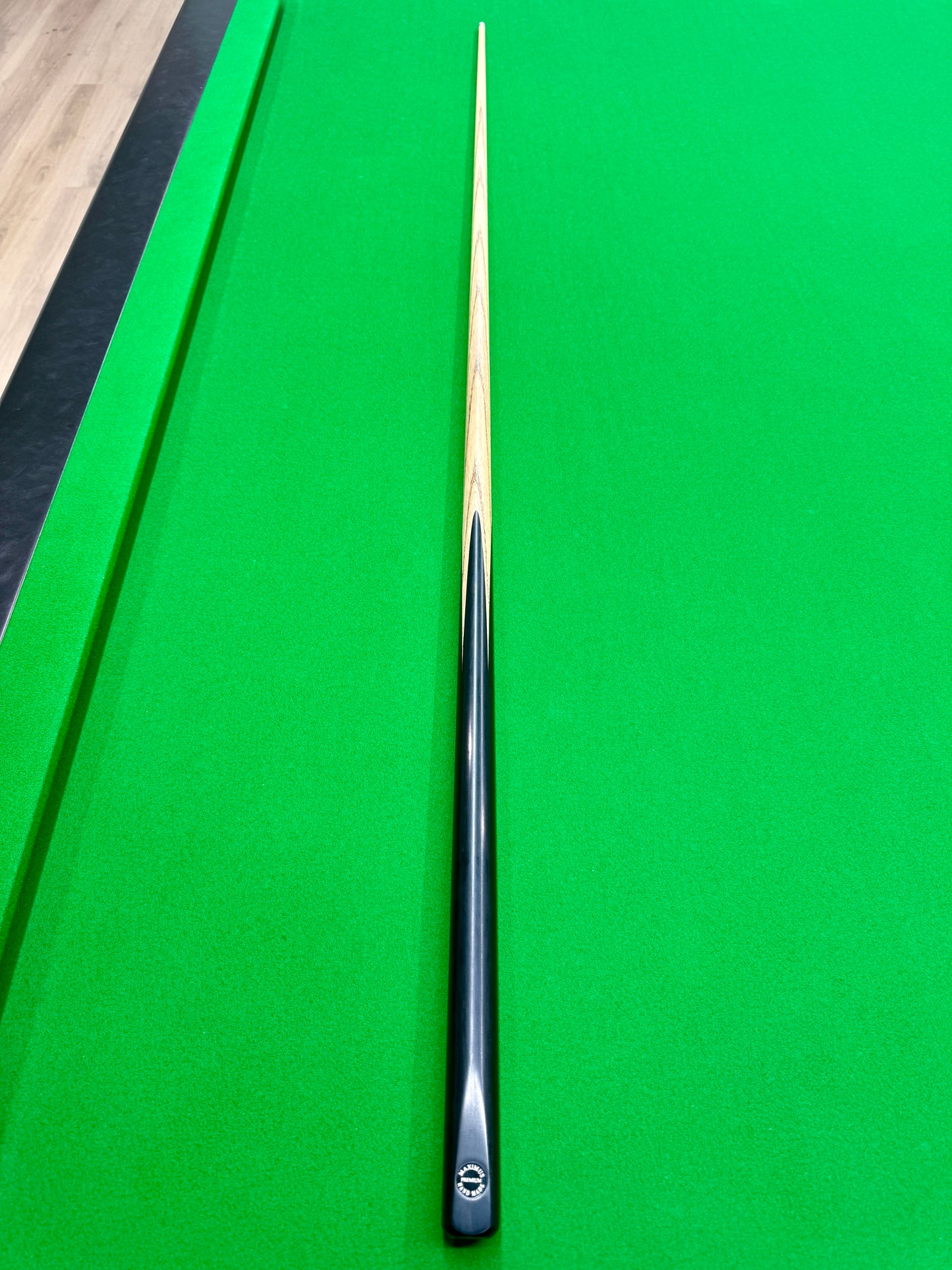 Maximus Premium 60" Handmade Snooker Cue – Very Lightly Used with Century Tip