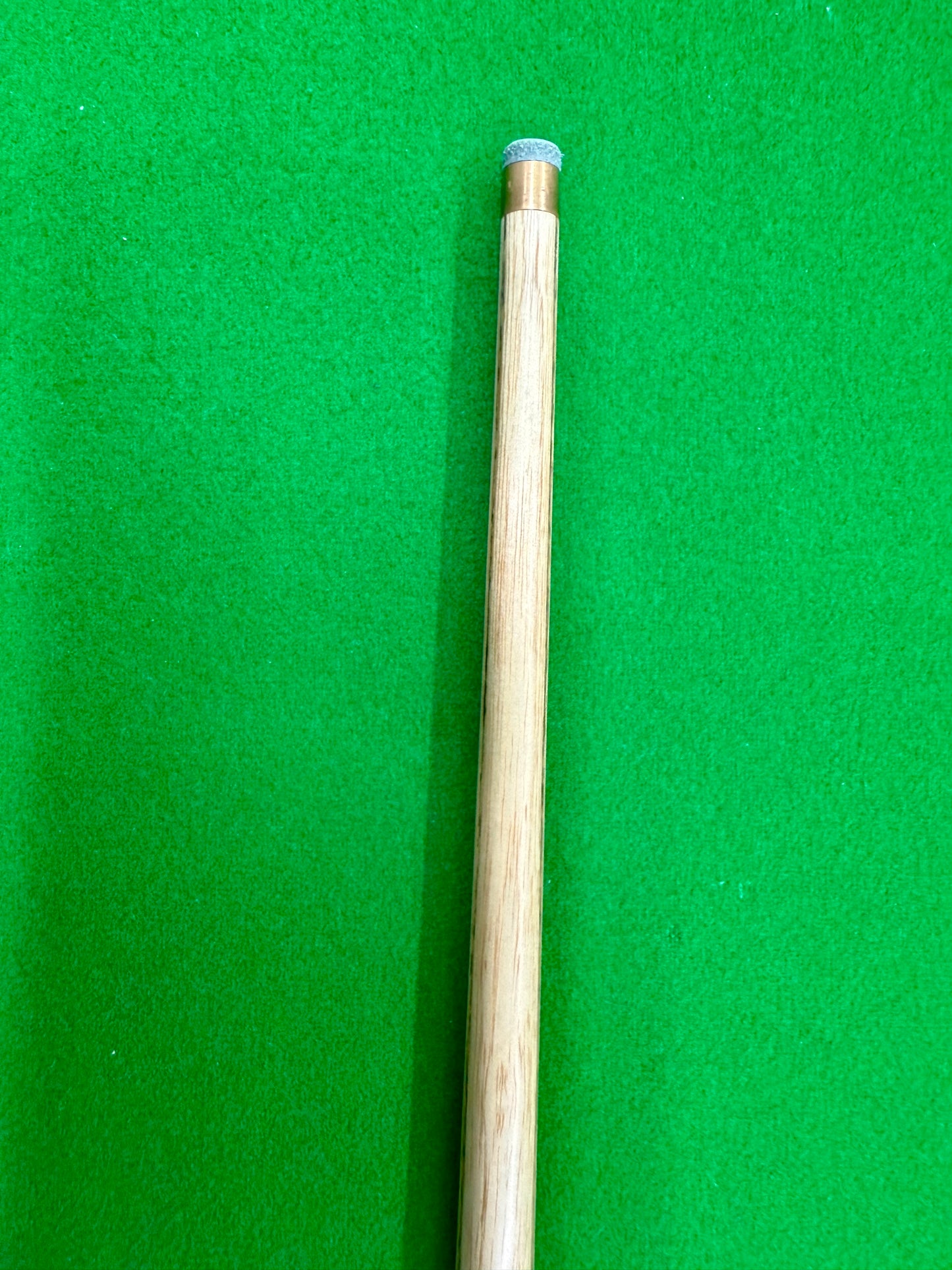 Maximus Premium 60" Handmade Snooker Cue – Very Lightly Used with Century Tip