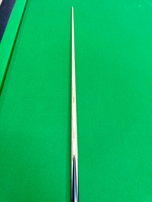 Maximus Premium 60" Handmade Snooker Cue – Very Lightly Used with Century Tip